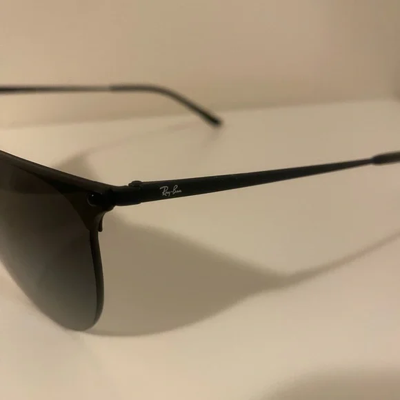 Ray-Ban Dark Frame Sunglasses - Picture 5 of 16